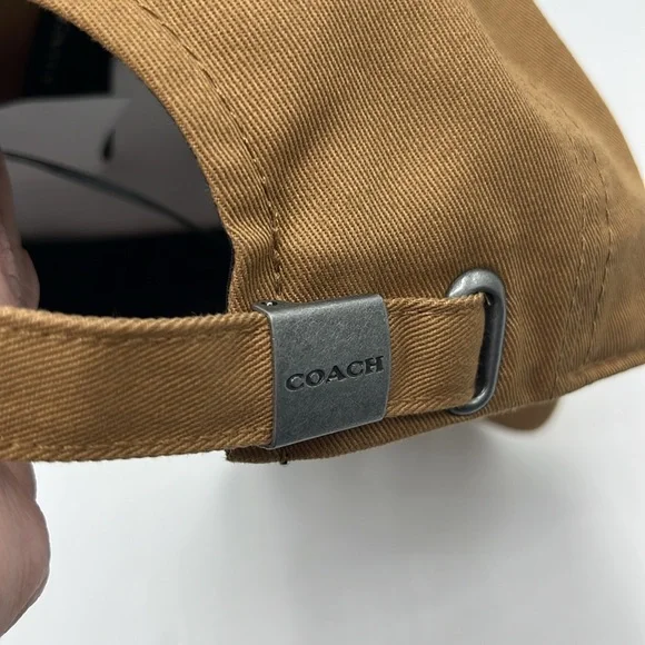 Coach Women’s Baseball Hat - Picture 2 of 4